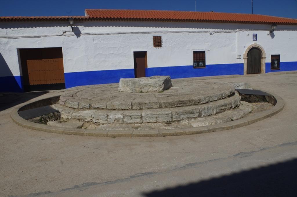 Hospederia Casa De La Torre Pension El Toboso Buitenkant foto