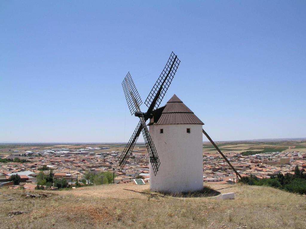 Hospederia Casa De La Torre Pension El Toboso Buitenkant foto