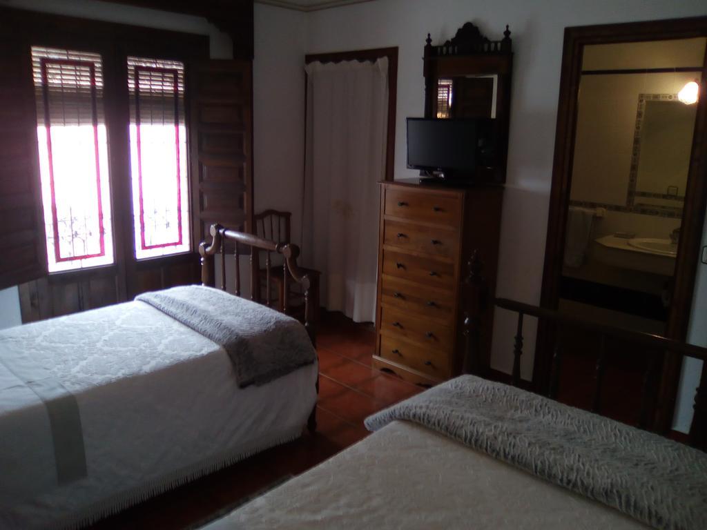 Hospederia Casa De La Torre Pension El Toboso Buitenkant foto